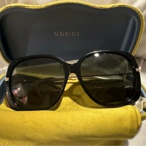 Black Bumblebee collection sunglasses
